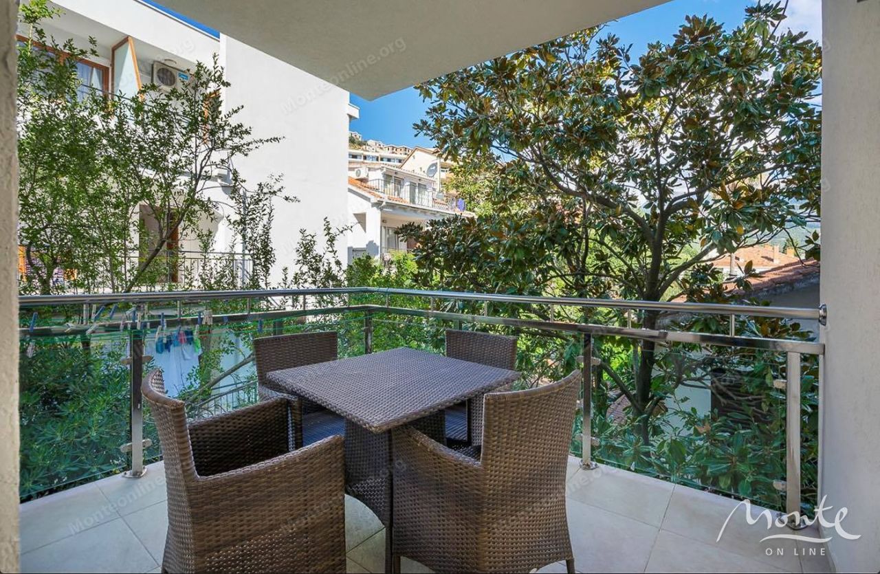 Апартаменты в Будве, Черногория, 47 м² - фото 1