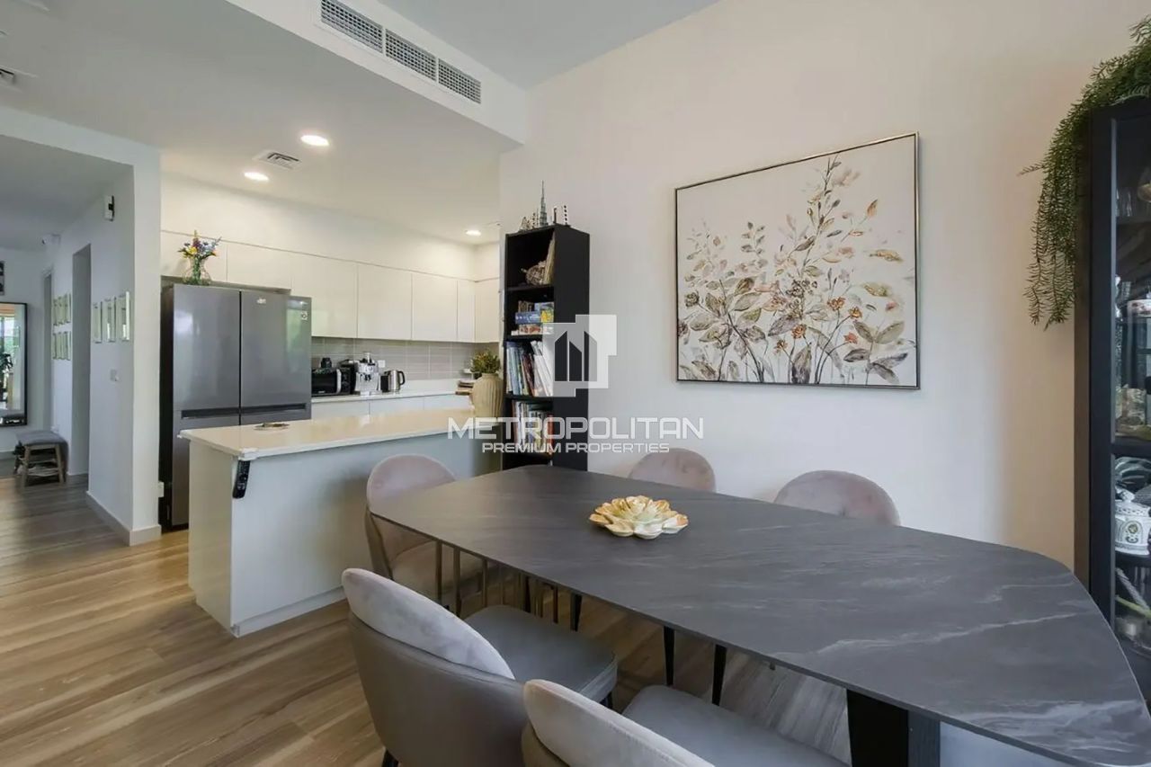 Таунхаус в Дубае, ОАЭ, 285 м² - фото 4