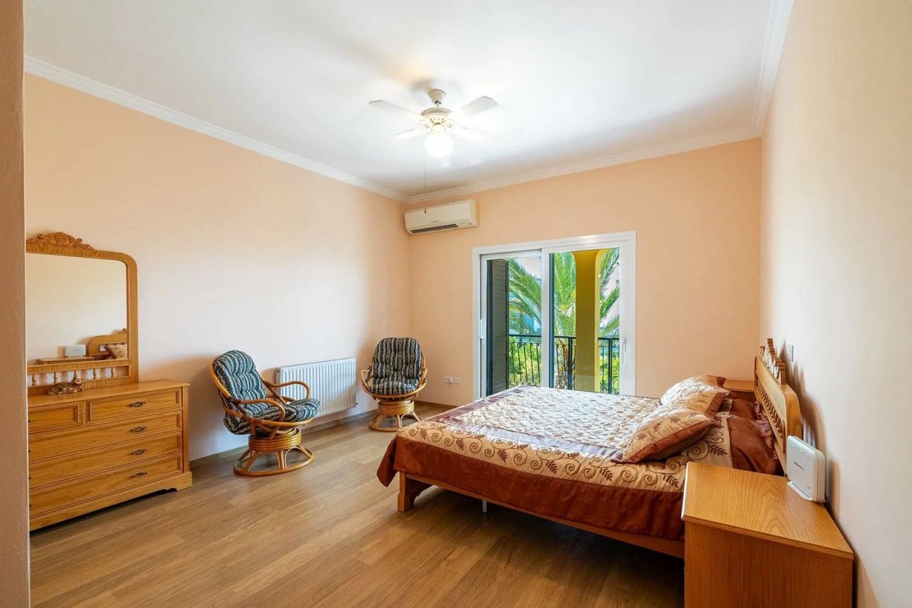 Вилла в Лимасоле, Кипр, 363 м² - фото 8