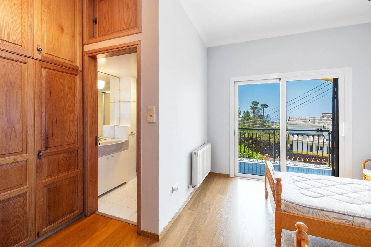 Вилла в Лимасоле, Кипр, 363 м² - фото 15