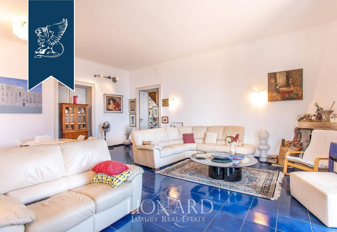 Вилла в Неаполе, Италия, 548 м² - фото 14