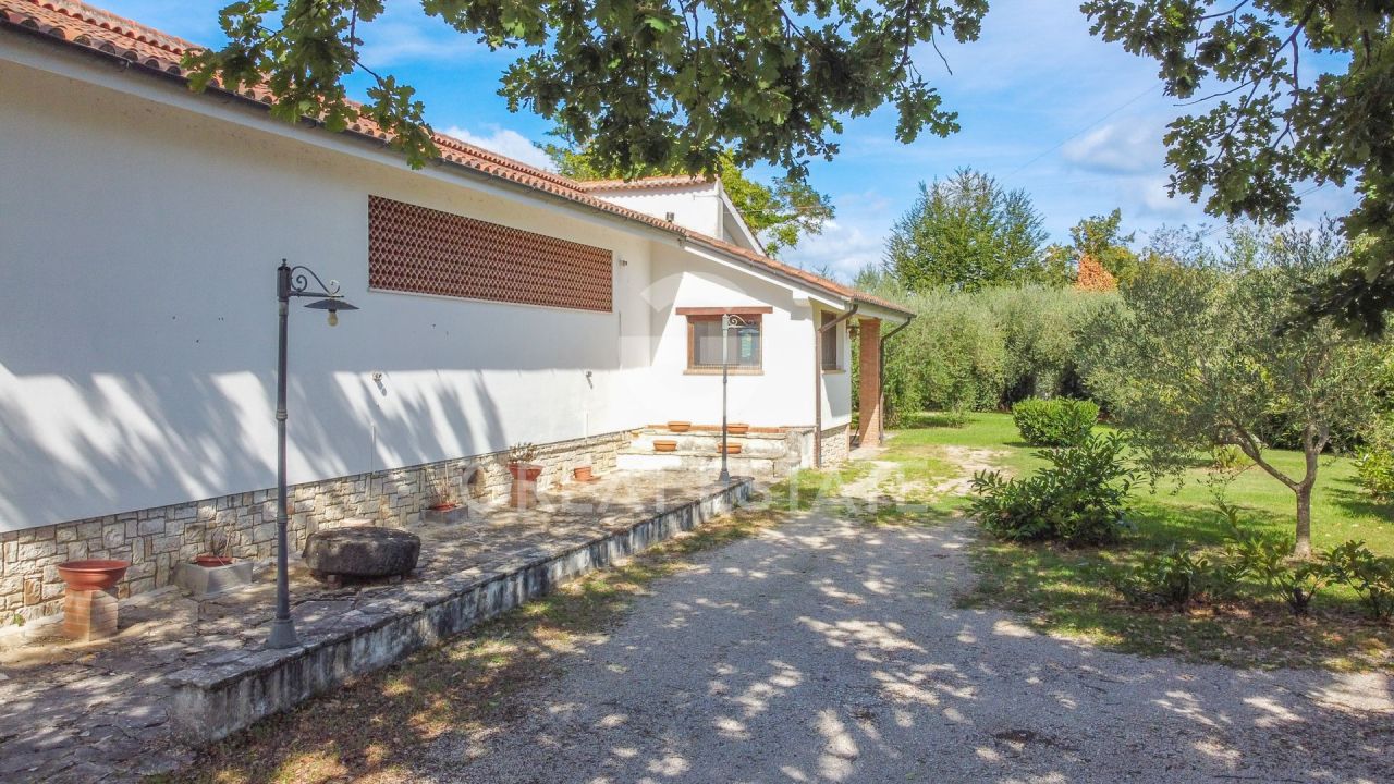 Дом в Амелии, Италия, 279.6 м² - фото 7