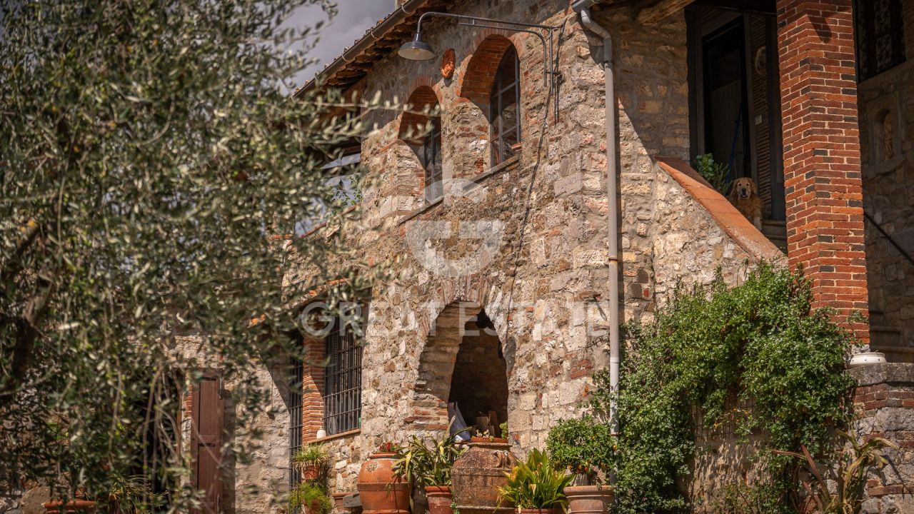 Дом в Кьянти, Италия, 451.25 м² - фото 9