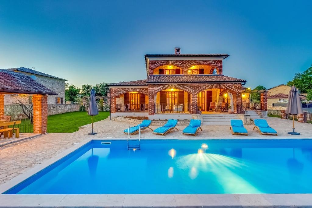 Вилла Višnjan, Хорватия, 205 м² - фото 1