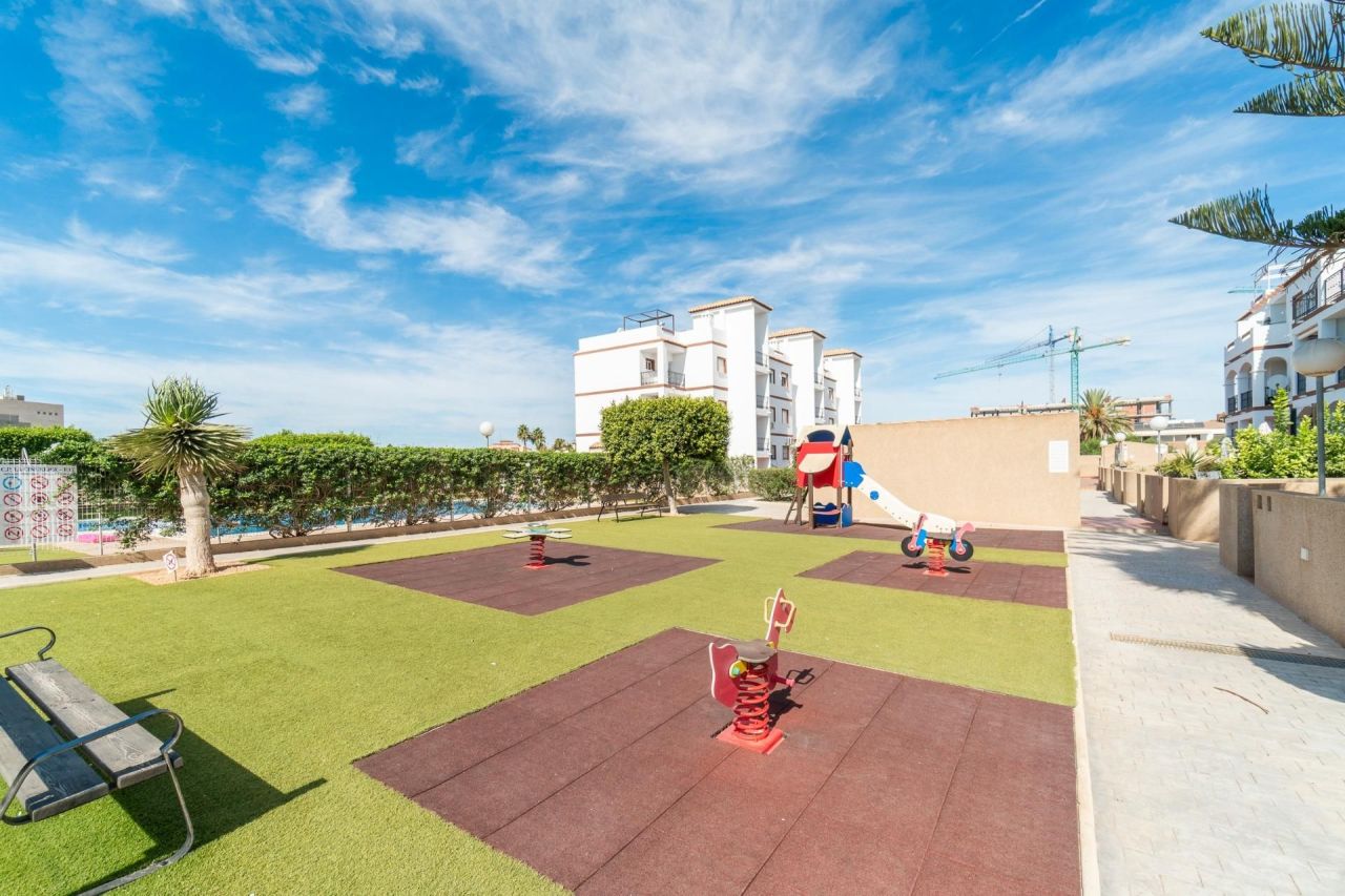 Пентхаус в Пунта Приме, Испания, 59 м² - фото 16