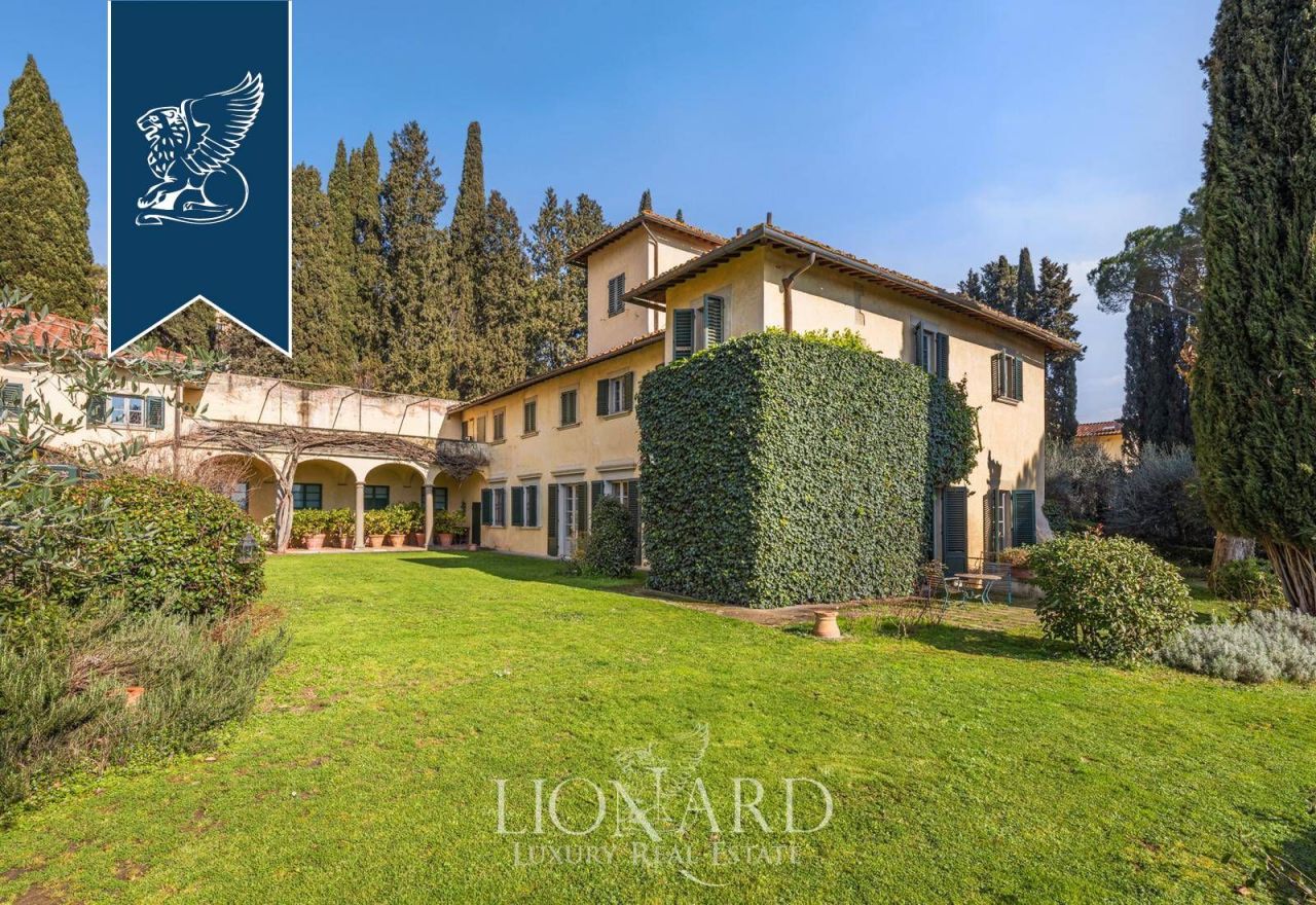 Вилла во Флоренции, Италия, 1 300 м² - фото 3