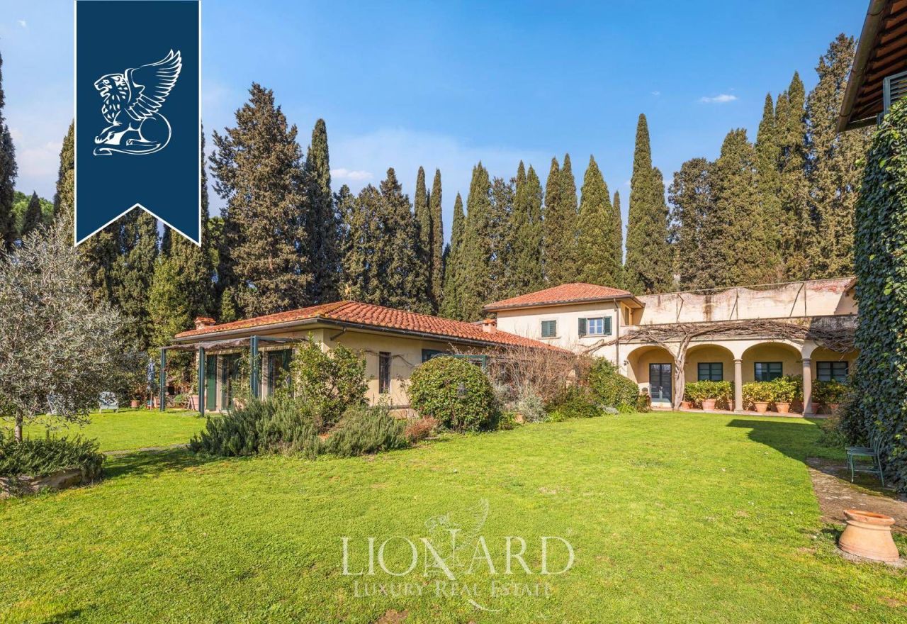 Вилла во Флоренции, Италия, 1 300 м² - фото 4