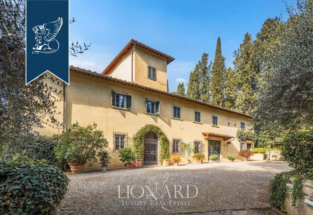 Вилла во Флоренции, Италия, 1 300 м² - фото 9