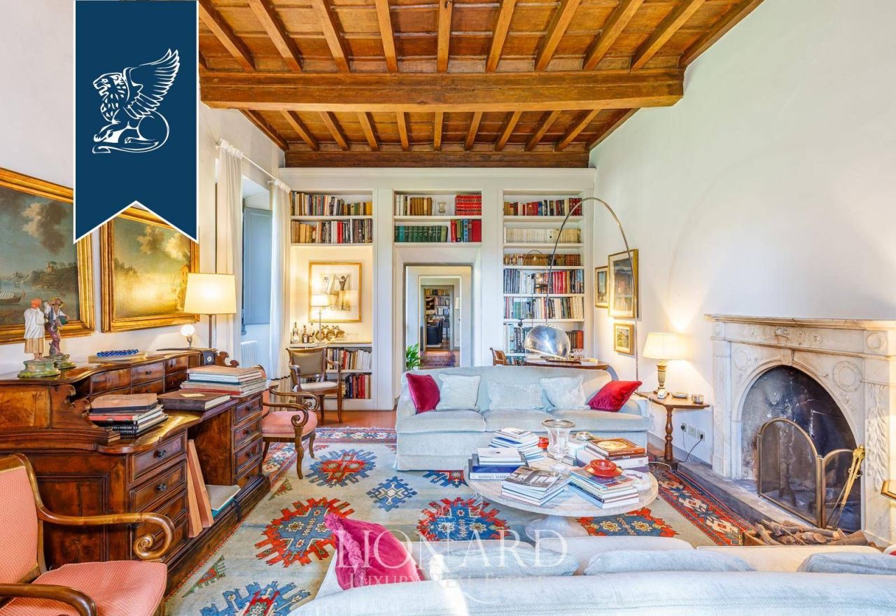 Вилла во Флоренции, Италия, 1 300 м² - фото 15