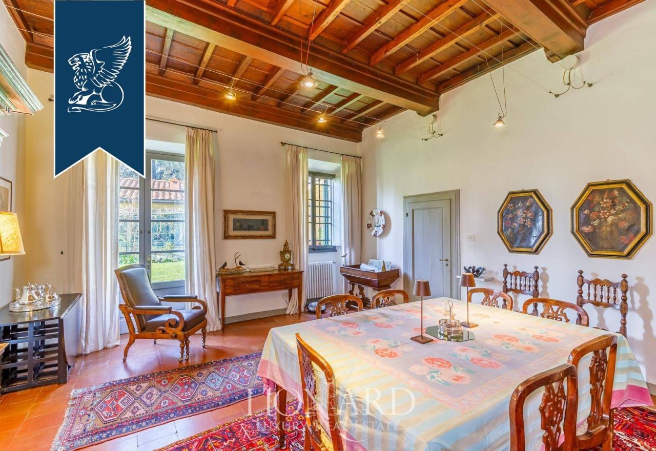 Вилла во Флоренции, Италия, 1 300 м² - фото 18