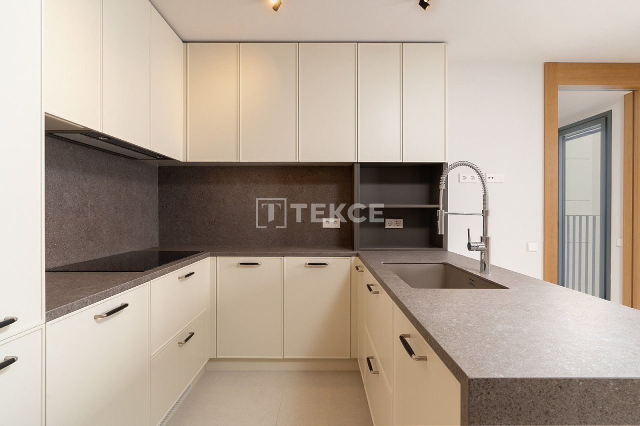 Апартаменты в Барселоне, Испания, 201 м² - фото 7