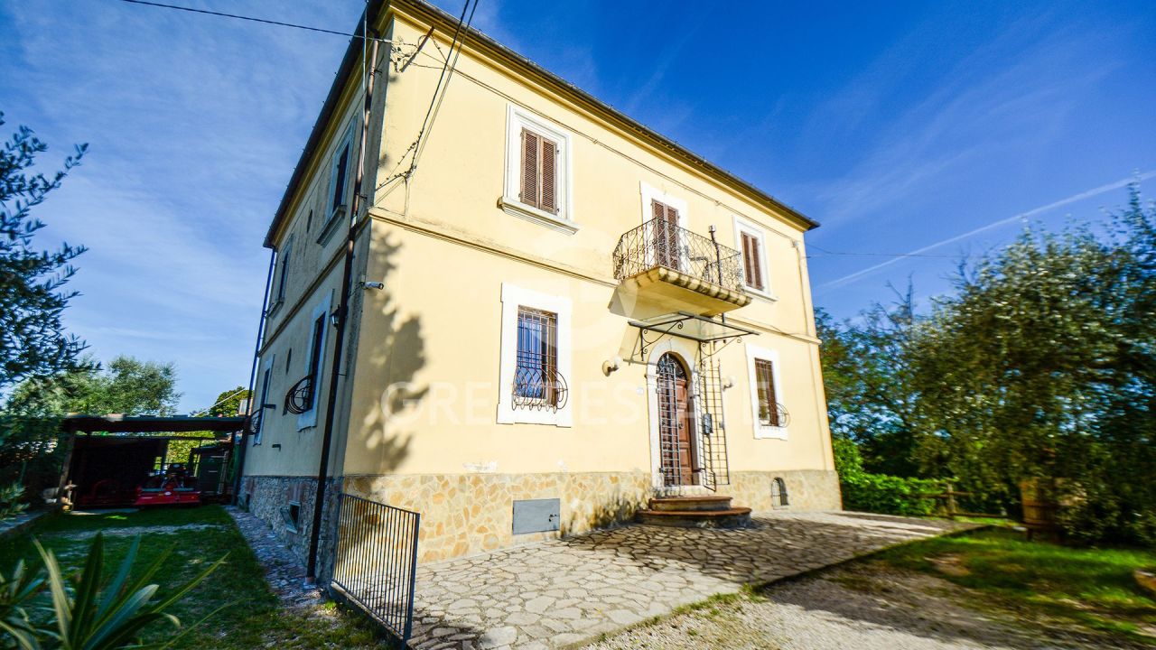 Дом Avigliano Umbro, Италия, 227 м² - фото 7