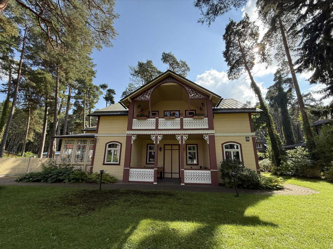 Дом в Дзинтари, Латвия, 500 м² - фото 1