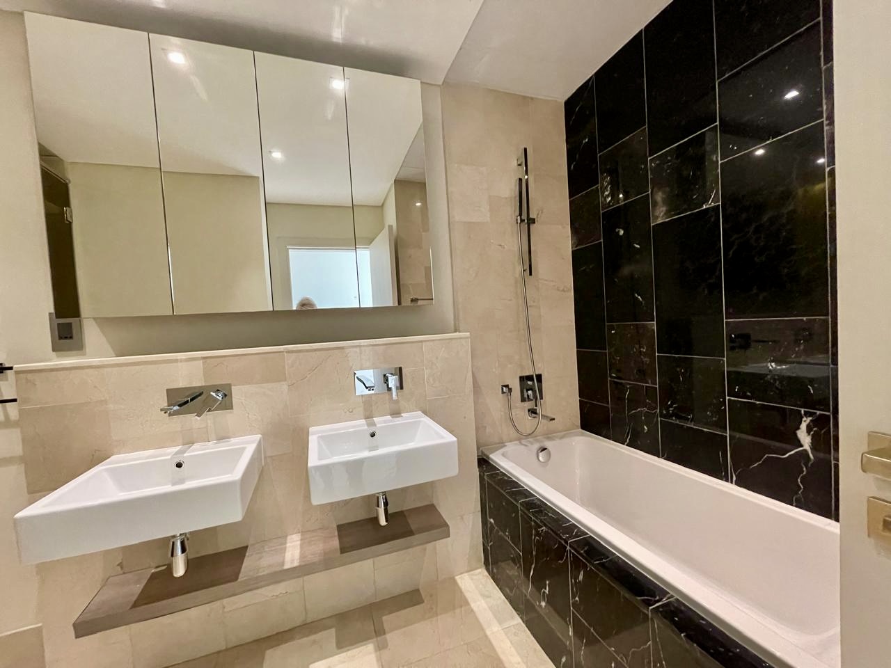 Квартира в Дубае, ОАЭ, 140 м² - фото 10