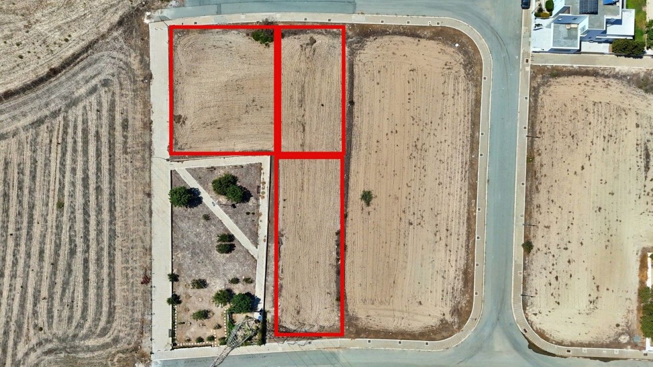 Земля в Ларнаке, Кипр, 2 234 м² - фото 2