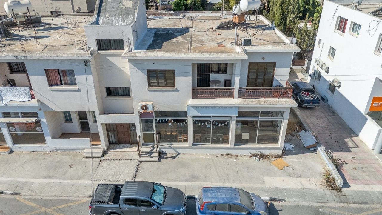 Кафе, ресторан в Пафосе, Кипр, 150 м² - фото 2