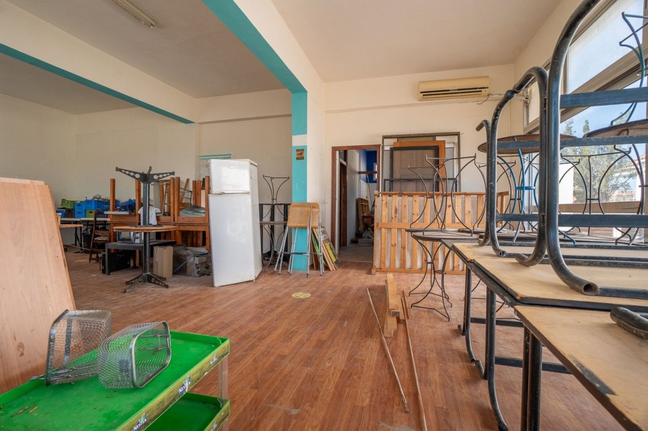 Кафе, ресторан в Пафосе, Кипр, 150 м² - фото 9