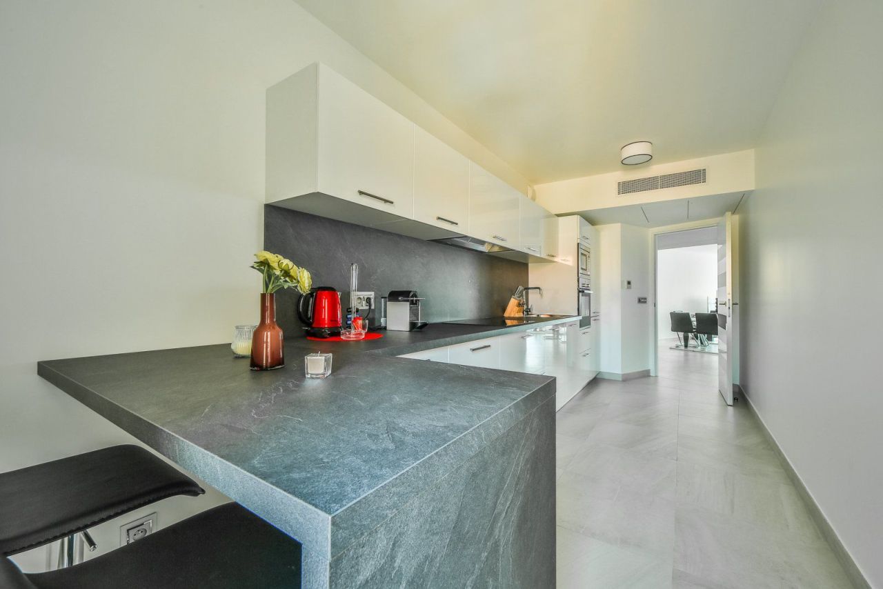 Квартира в Каннах, Франция, 93 м² - фото 5