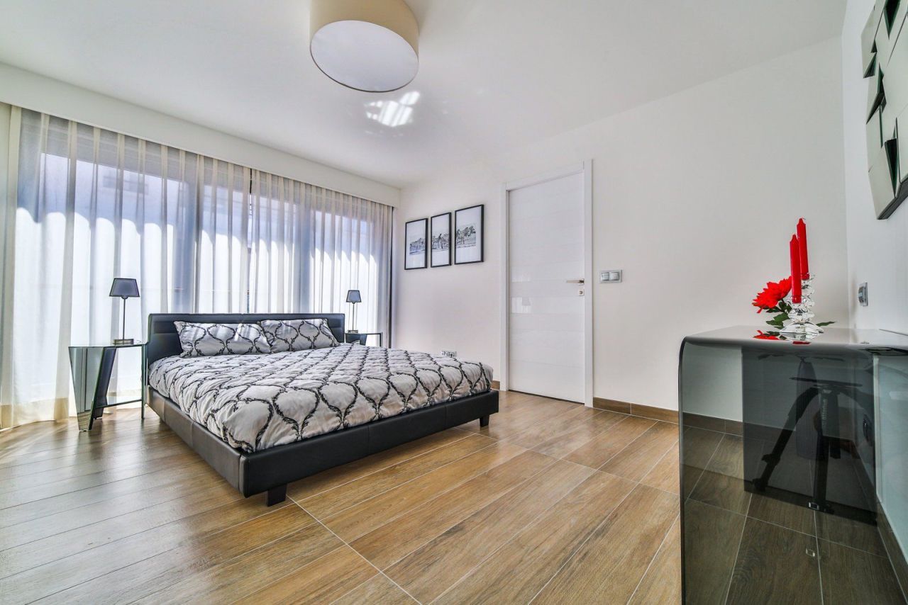 Квартира в Каннах, Франция, 136 м² - фото 9