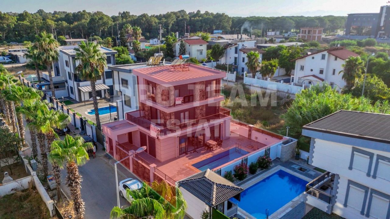 Вилла в Белеке, Турция, 250 м² - фото 2