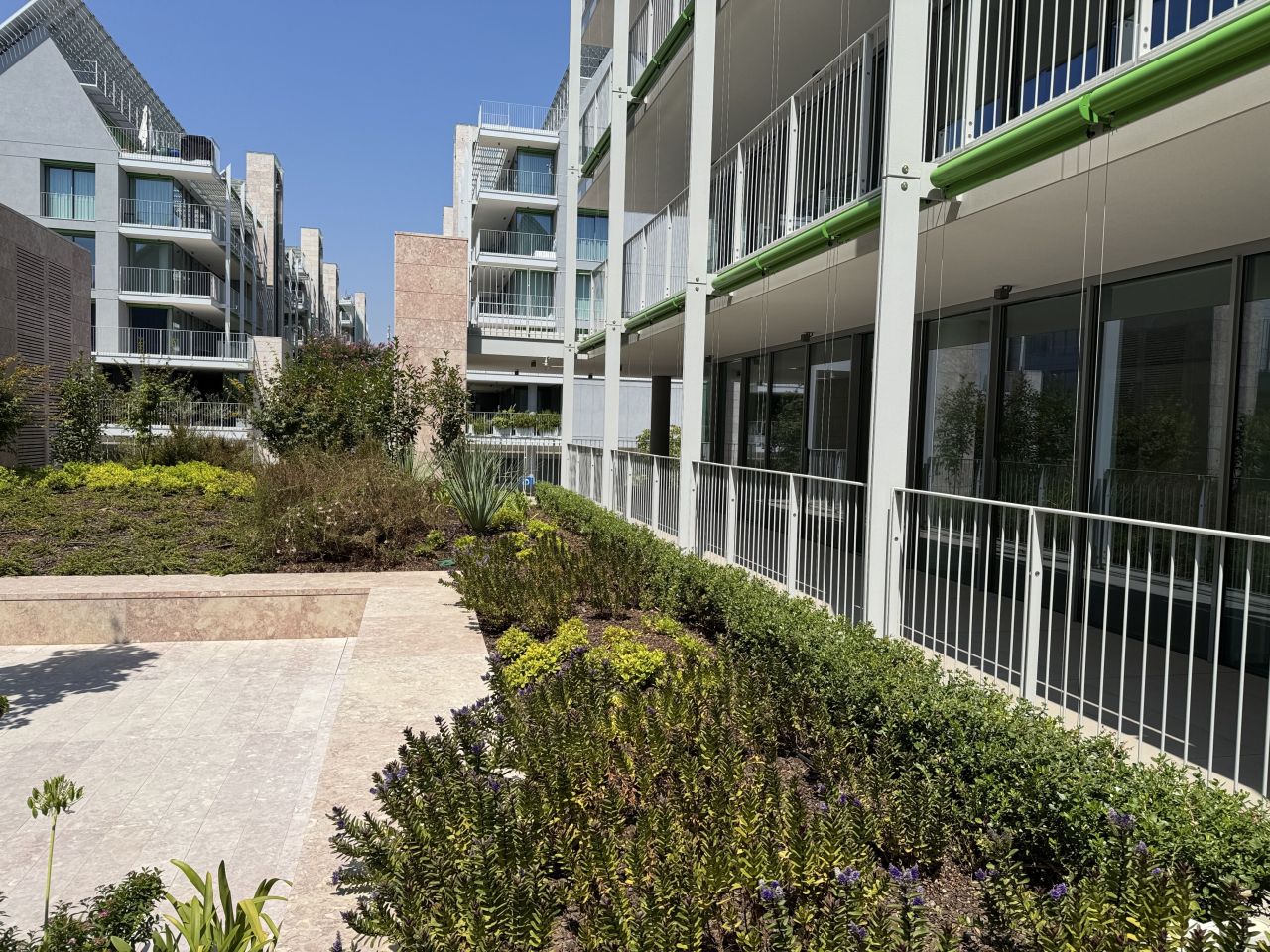 Квартира в Лиссабоне, Португалия, 196 м² - фото 8