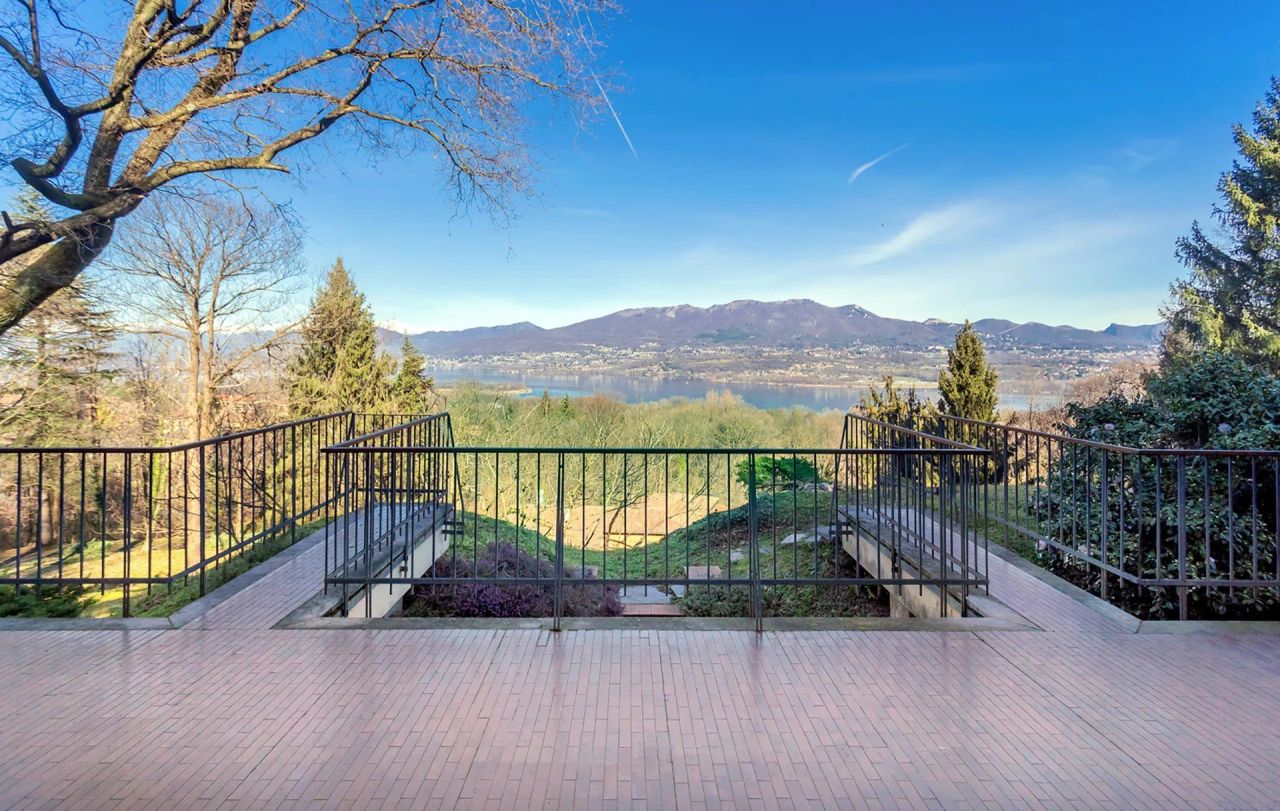 Вилла в Варесе, Италия, 700 м² - фото 5