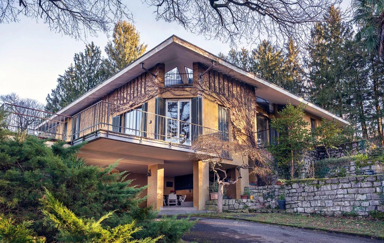 Вилла в Варесе, Италия, 700 м² - фото 2