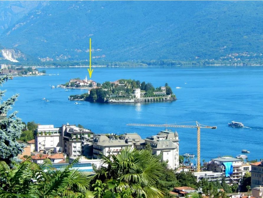 Вилла в Стрезе, Италия, 395 м² - фото 2