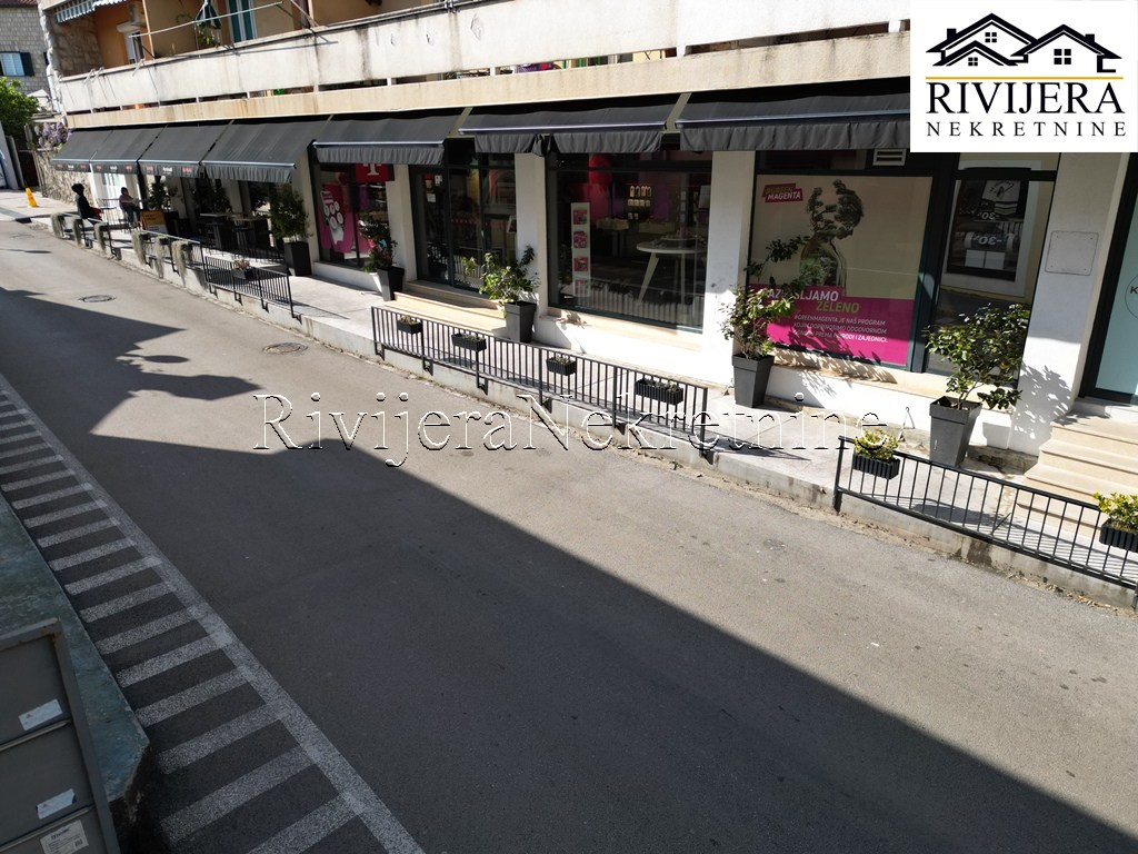 Кафе, ресторан в Херцег-Нови, Черногория, 250 м² - фото 7