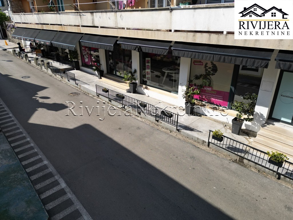 Кафе, ресторан в Херцег-Нови, Черногория, 250 м² - фото 6