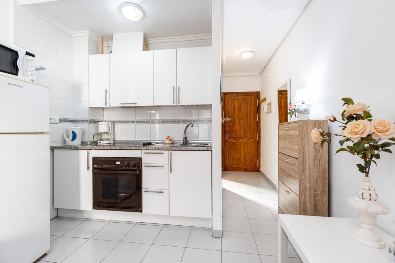 Студия в Торревьехе, Испания, 32 м² - фото 9