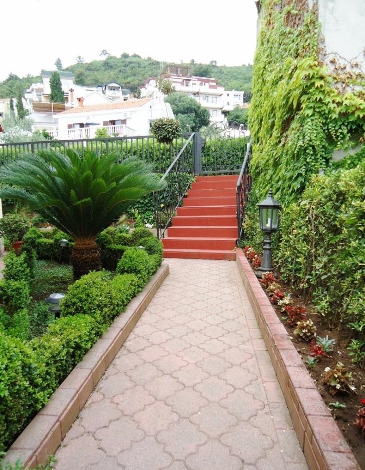 Отель, гостиница в Будве, Черногория, 400 м² - фото 2