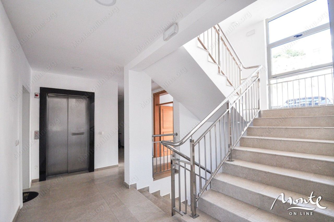 Апартаменты в Тивате, Черногория, 45 м² - фото 6