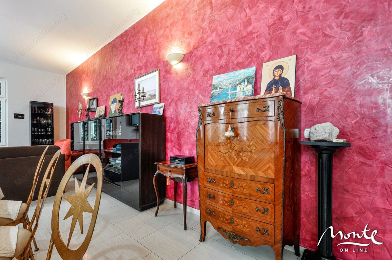 Вилла в Тивате, Черногория, 220 м² - фото 6