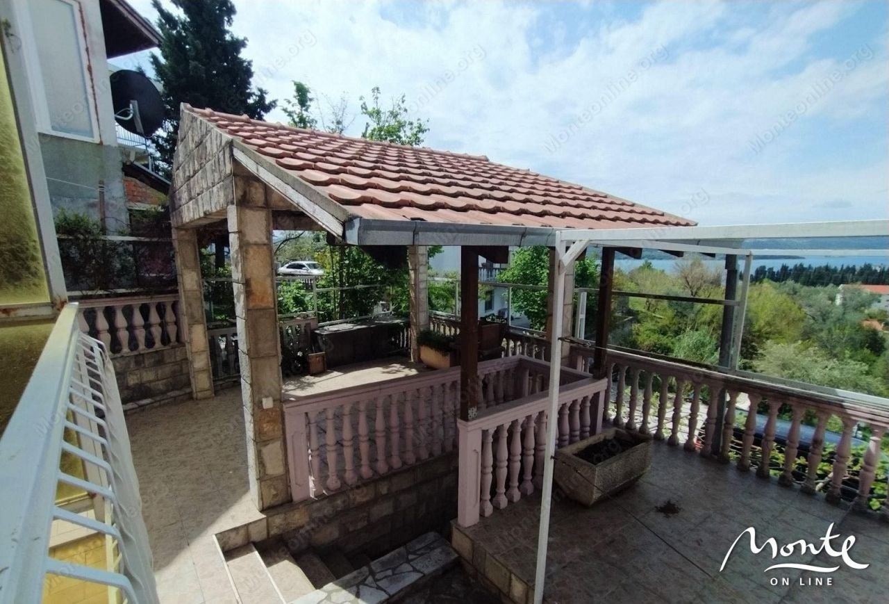 Вилла в Тивате, Черногория, 180 м² - фото 6