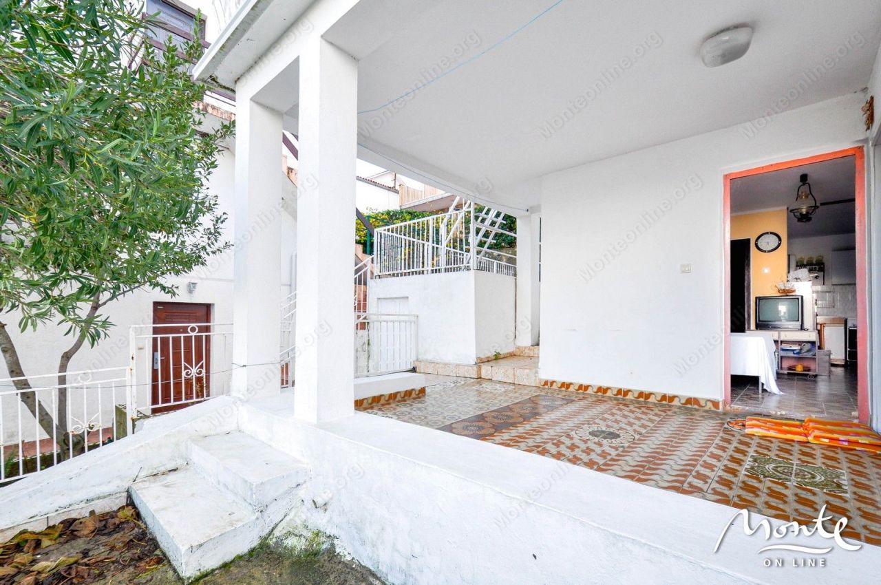 Вилла в Крашичах, Черногория, 168 м² - фото 7