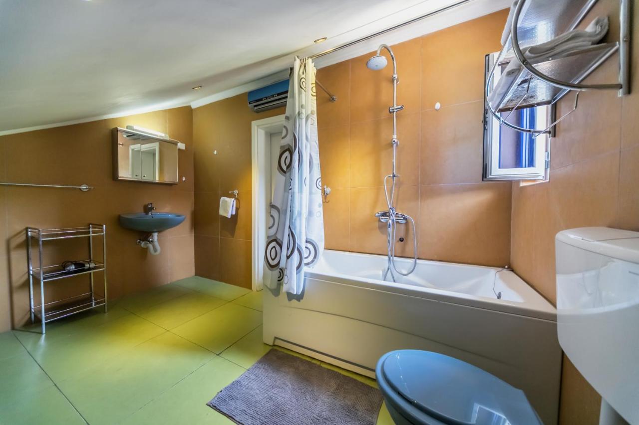 Вилла в Крашичах, Черногория, 220 м² - фото 12