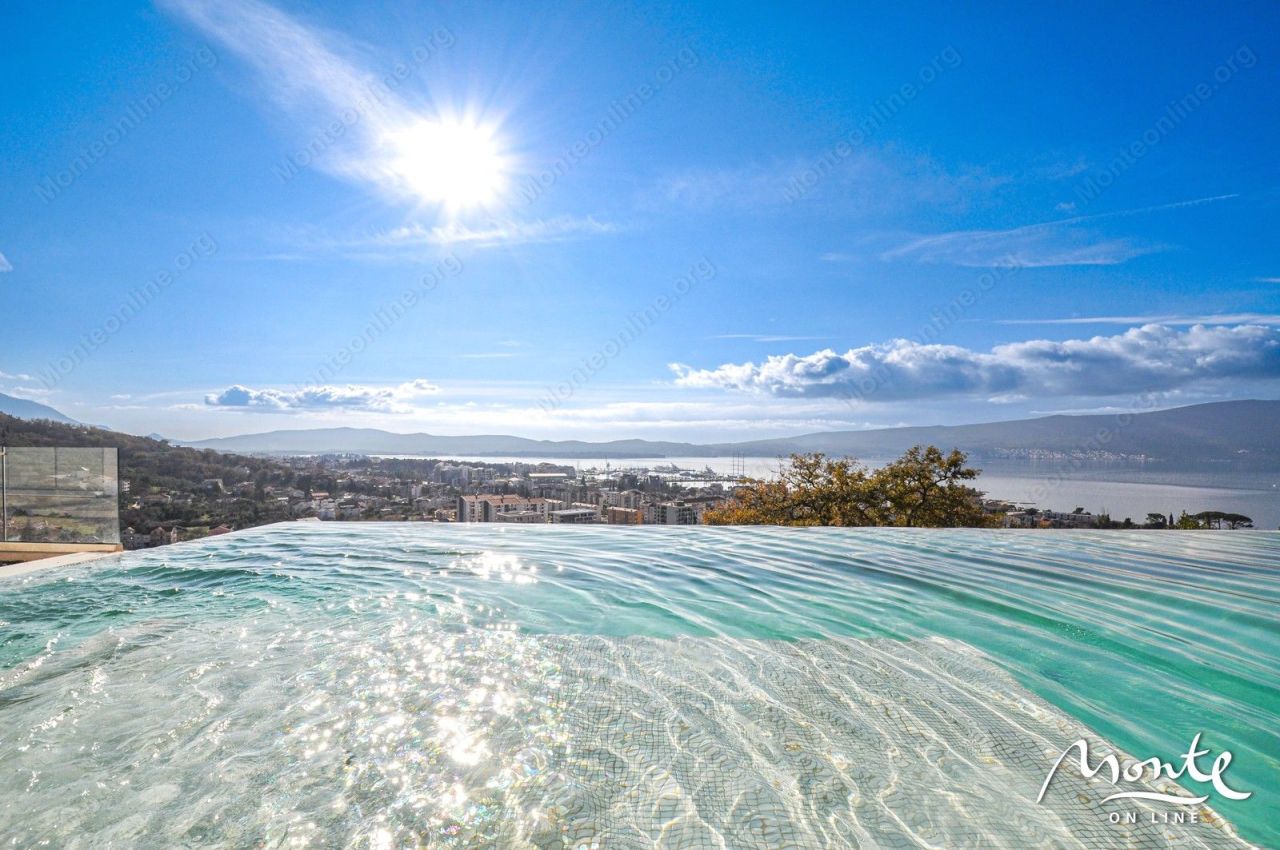 Вилла в Тивате, Черногория, 791 м² - фото 13