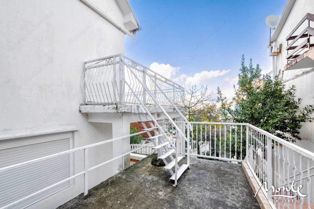 Вилла в Крашичах, Черногория, 168 м² - фото 14