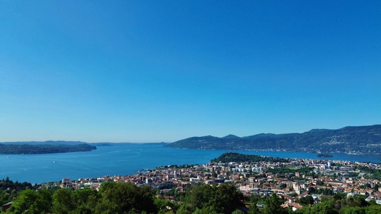 Земля в Вербании, Италия, 5 858 м² - фото 4