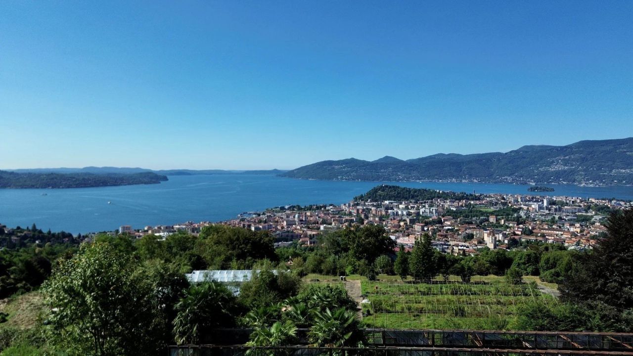 Земля в Вербании, Италия, 5 858 м² - фото 10