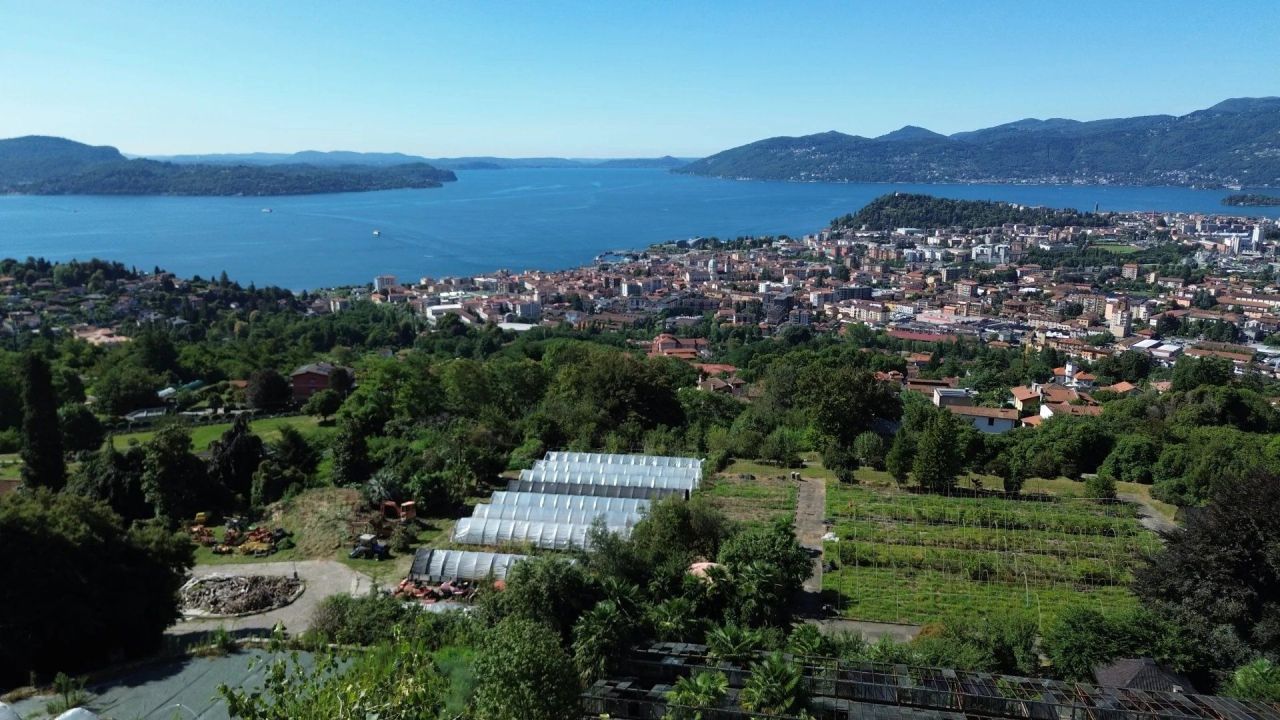 Земля в Вербании, Италия, 5 858 м² - фото 13