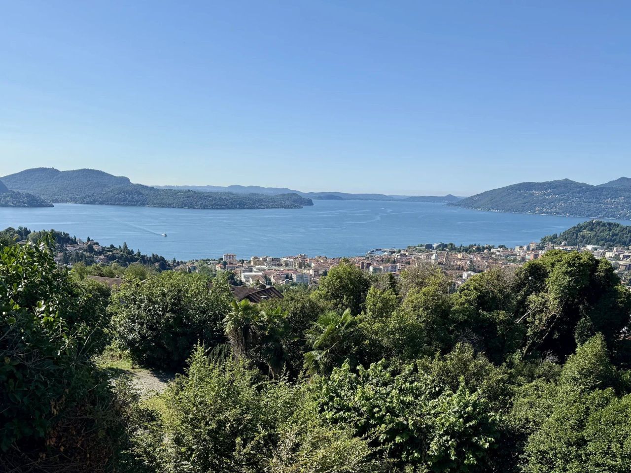 Земля в Вербании, Италия, 5 858 м² - фото 3