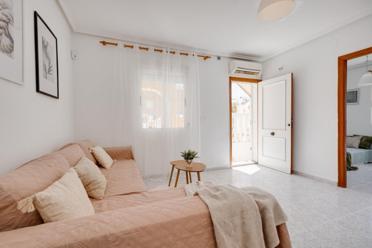 Бунгало в Торревьехе, Испания, 60 м² - фото 6