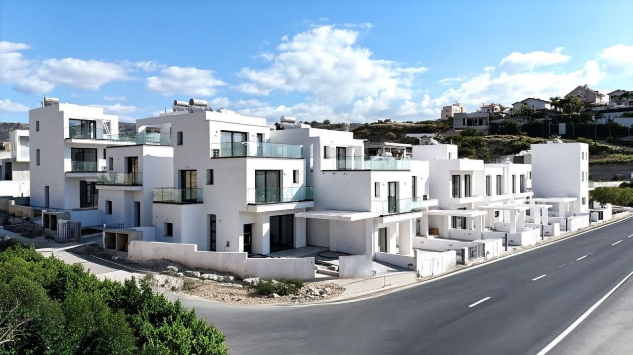 Вилла в Лимасоле, Кипр, 400 м² - фото 1