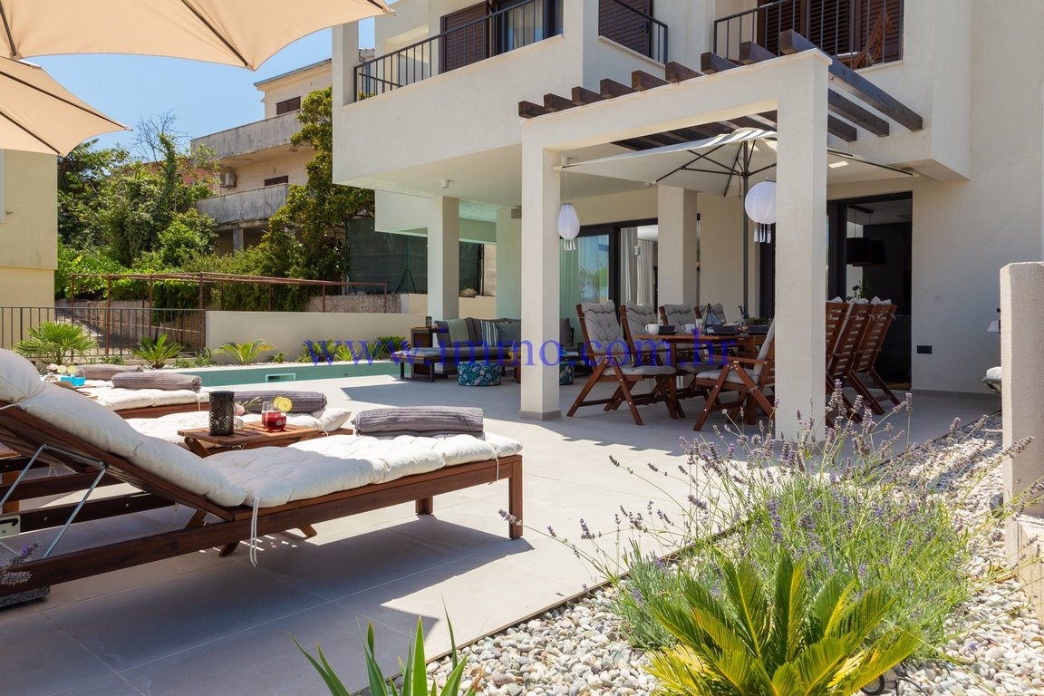 Вилла в Трогире, Хорватия, 290 м² - фото 12