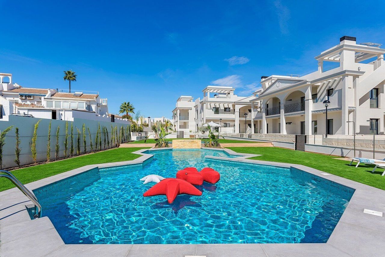 Апартаменты в Рохалесе, Испания, 107 м² - фото 2