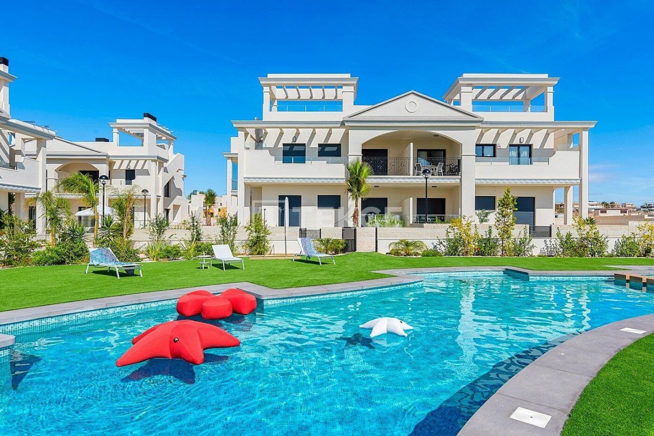 Апартаменты в Рохалесе, Испания, 107 м² - фото 7