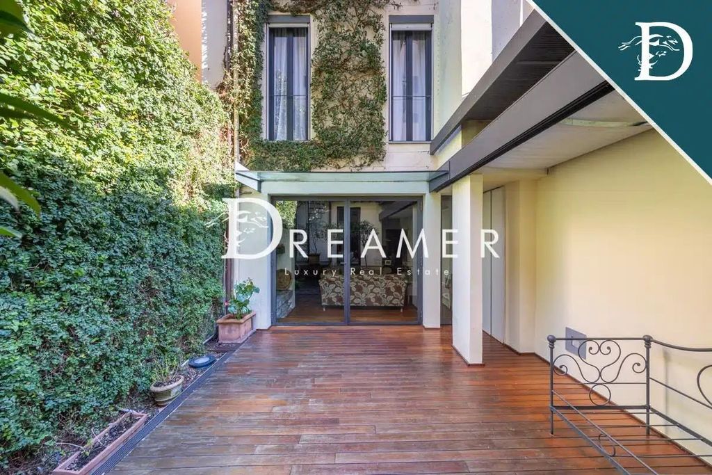 Апартаменты во Флоренции, Италия, 210 м² - фото 1