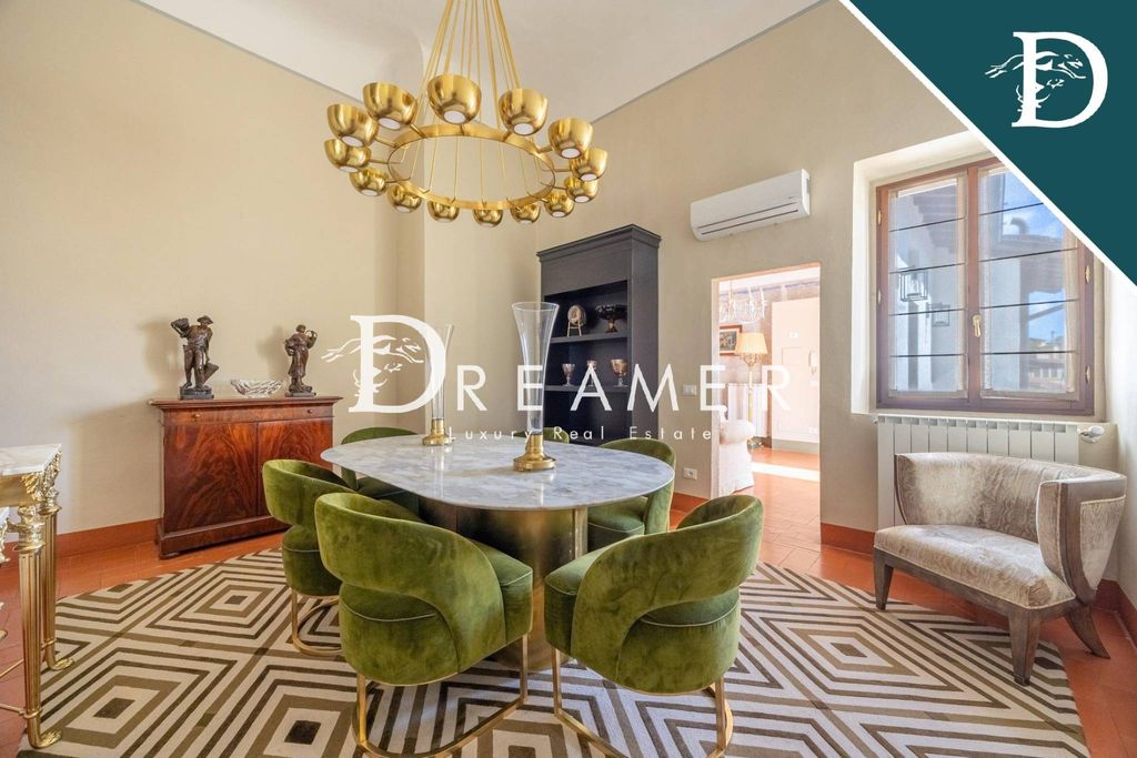 Апартаменты во Флоренции, Италия, 162 м² - фото 1
